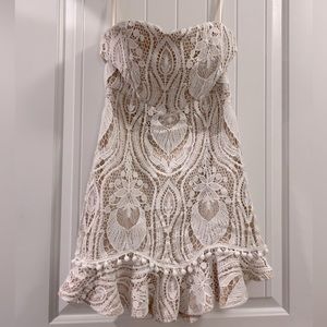 Lace strapless women’s mini dress